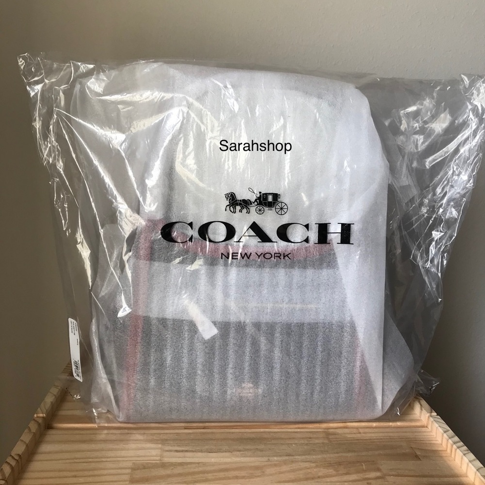 ✅Coach purse - Picture 13 of 13